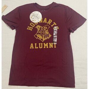 Harry Potter Hogwarts Alumni Burgundy Maroon  T-Shirt Men's M